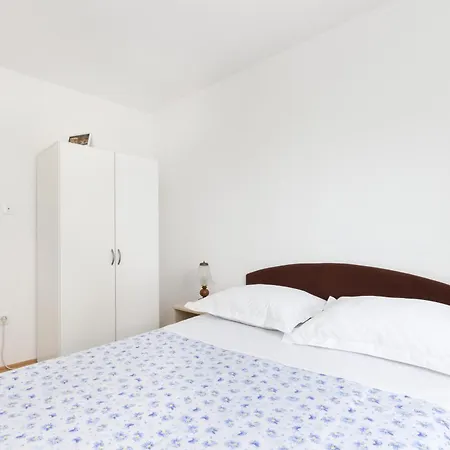Varosanka Apartment