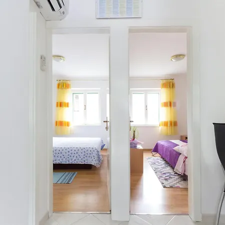 Varosanka Apartment